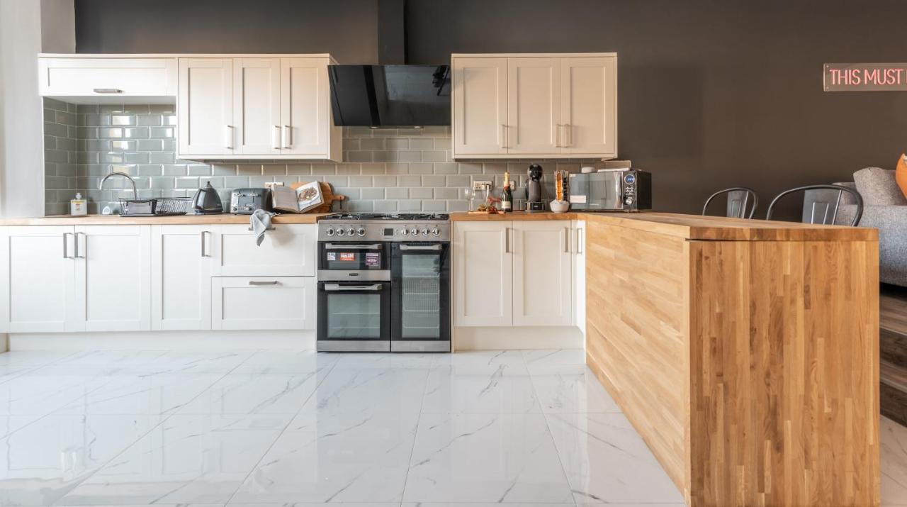 Ty Hapus Newport - Luxury 4 Bedroom Home Εξωτερικό φωτογραφία